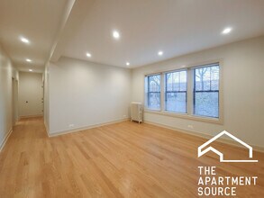 4953 N Oakley Ave in Chicago, IL - Building Photo - Building Photo