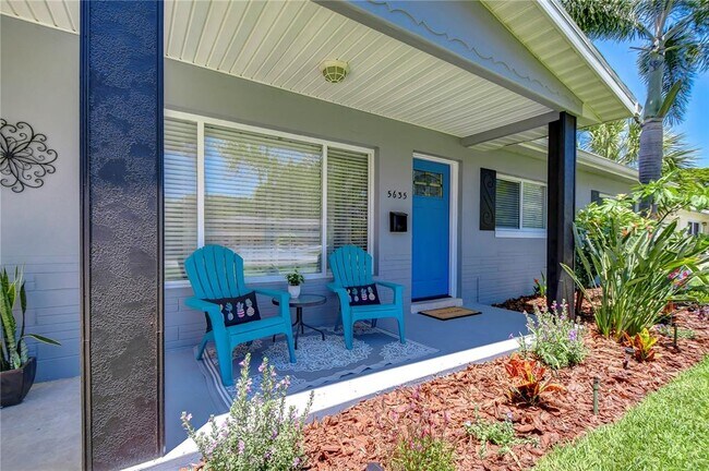 5635 24th Ave N in St. Petersburg, FL - Building Photo - Building Photo