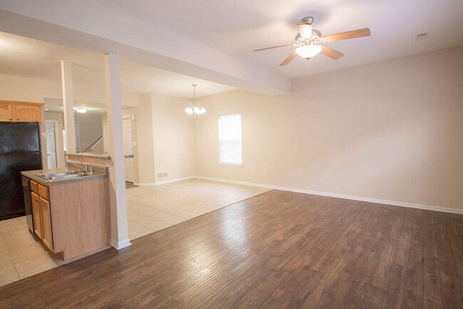 1923 Center St photo'