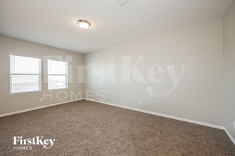 13506 Summer Light in Saint Hedwig, TX - Foto de edificio - Building Photo