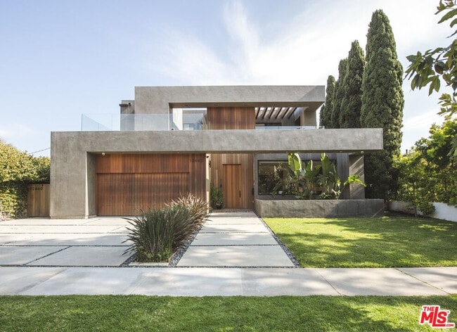 property at 12662 Rose Ave