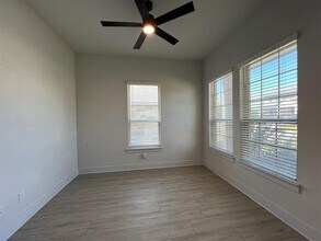 2612 Brushwood Mdw in Leander, TX - Building Photo - Building Photo