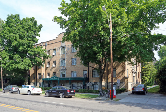 Townley Court Apartments in Columbus, OH - Building Photo - Building Photo