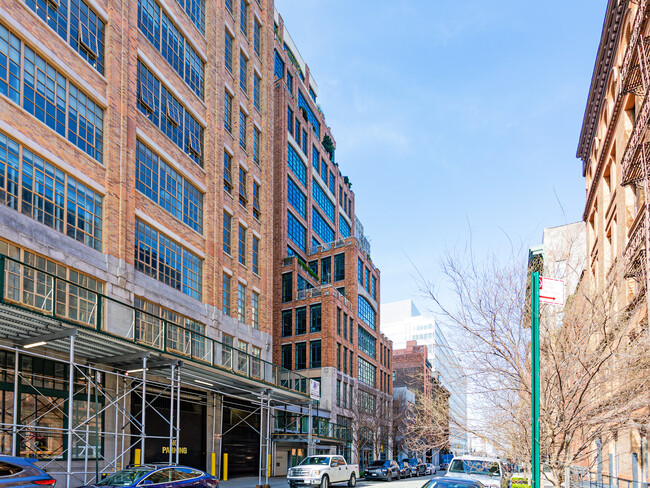 The Hubert in New York, NY - Foto de edificio - Building Photo