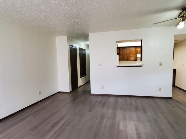 1306 Nancy Dr in Enid, OK - Building Photo - Building Photo