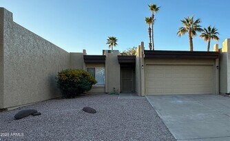 18050 N 25th Way in Phoenix, AZ - Building Photo