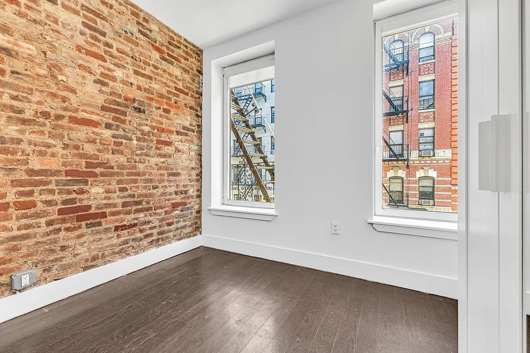 143 Ludlow St in New York, NY - Building Photo