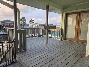 181 Barracuda St in Bayou Vista, TX - Building Photo - Building Photo