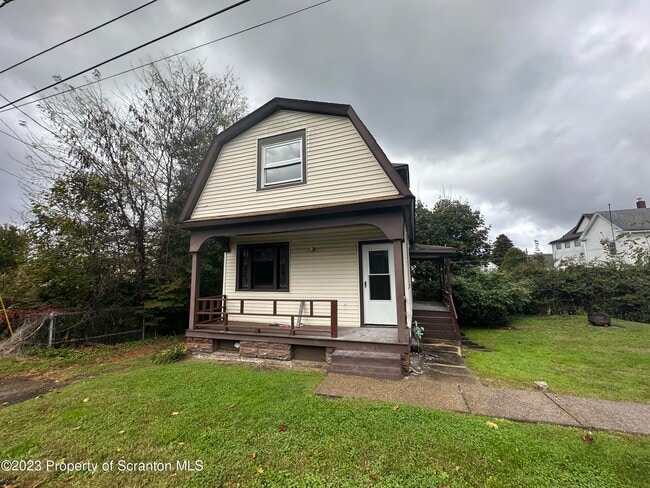 property at 932 S Hanover St