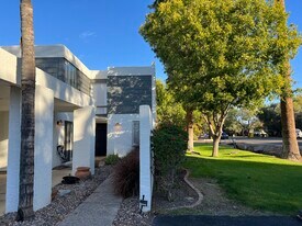 8150 N Central Ave, Unit 16 in Phoenix, AZ - Building Photo