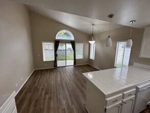 19908 Westerly Dr in Riverside, CA - Foto de edificio - Building Photo