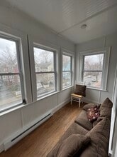 44 Gorham St, Unit 3 in Somerville, MA - Foto de edificio - Building Photo