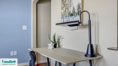 2155 Arkansas Ln, Unit 1342 in Grand Prairie, TX - Building Photo - Building Photo