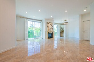458 N Oakhurst Dr in Beverly Hills, CA - Building Photo - Building Photo