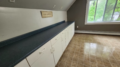 37 County Rd in Milford, ME - Building Photo - Building Photo