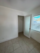 11050 Biscayne Blvd-Unit -Unit 14 in Miami, FL - Building Photo - Building Photo