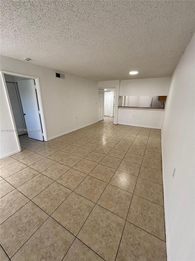 947 Lake Terry Dr in West Palm Beach, FL - Building Photo - Building Photo