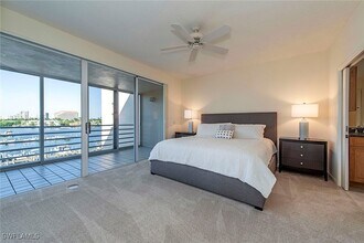 4560 Gulf Shore Blvd N in Naples, FL - Building Photo - Building Photo