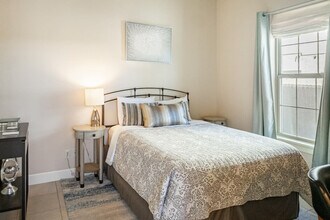 212 SE A St-Unit -FL1-ID1241324P in Bentonville, AR - Building Photo - Building Photo