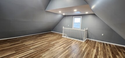2701 Magee Pl, Unit 2 in Oceanside, NY - Foto de edificio - Building Photo