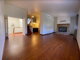 29723 Windsong Ln in Agoura Hills, CA - Building Photo