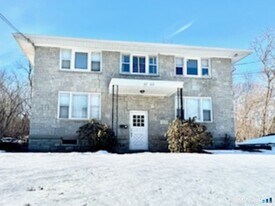 61 Arch St in Naugatuck, CT - Building Photo