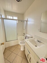 6330 Estrella Ave in Los Angeles, CA - Building Photo - Building Photo