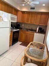 619 Burgundy N in Delray Beach, FL - Building Photo - Building Photo
