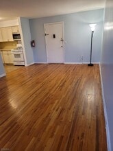 605 Grove St in Clifton, NJ - Building Photo - Building Photo