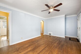 708 Dwight St in Ypsilanti, MI - Foto de edificio - Building Photo