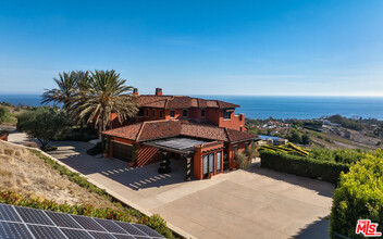 0 Murphy Way in Malibu, CA - Building Photo - Building Photo