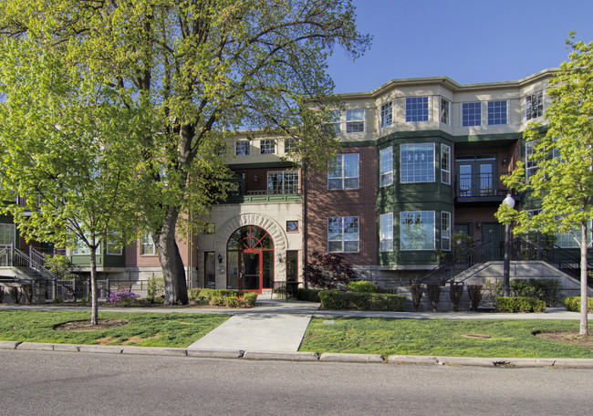 Pierce Park Village Apartments in Boise, ID - Building Photo - Building Photo