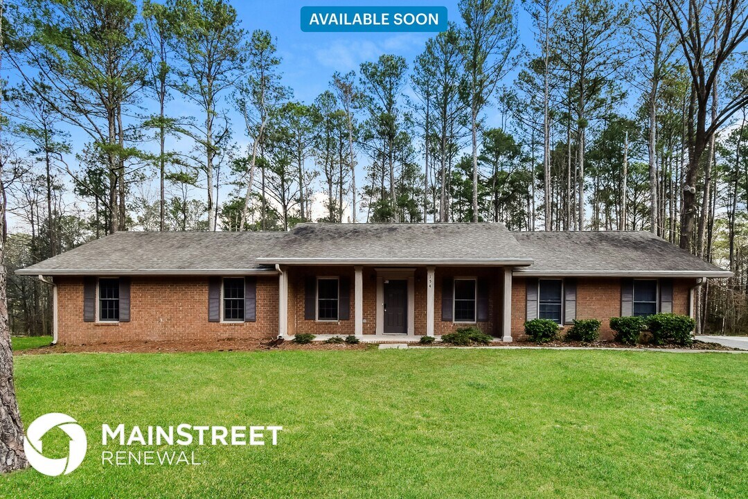154 Old Norton Rd in Fayetteville, GA - Building Photo