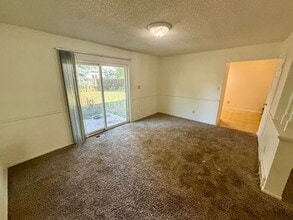 812 Cambridge Dr in Fort Collins, CO - Building Photo - Building Photo