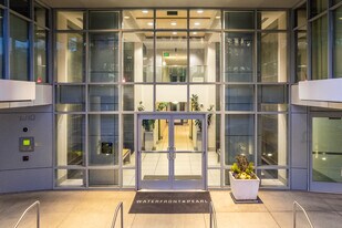 Waterfront Pearl in Portland, OR - Building Photo