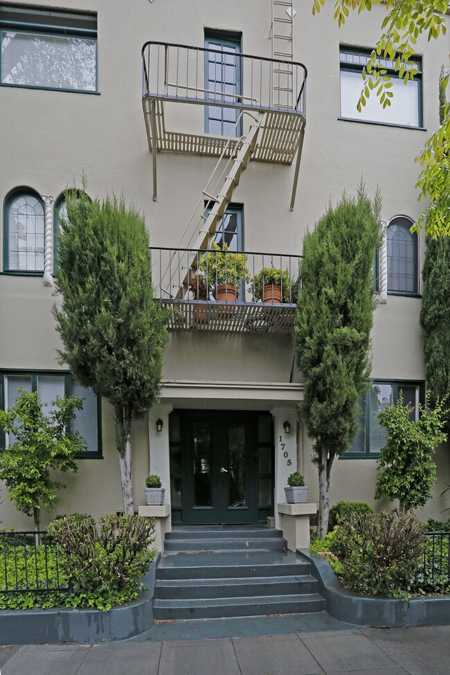 1705 N St in Sacramento, CA - Building Photo - Building Photo