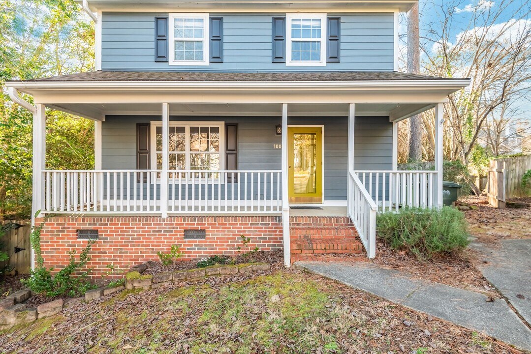 1009 Hawser Ct in Raleigh, NC - Building Photo