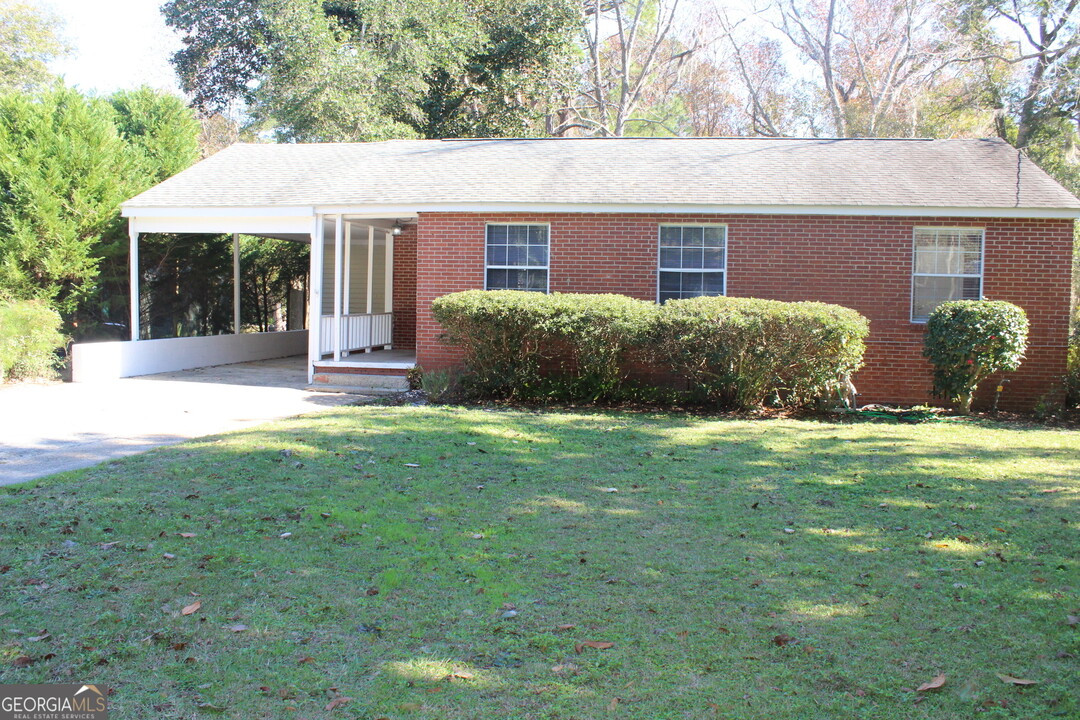 504 Bailey St in St. Marys, GA - Foto de edificio