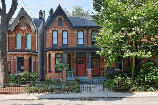 property at 422 Sackville St