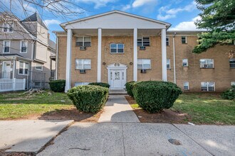 Chilton Manor in Elizabeth, NJ - Foto de edificio - Building Photo