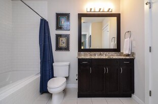 900 20th Ave S in Nashville, TN - Building Photo