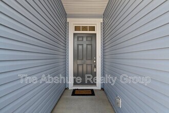 138 Willow Grove Ln in Fuquay Varina, NC - Building Photo - Building Photo