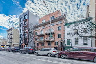 238-240 Franklin Ave in Brooklyn, NY - Building Photo - Building Photo