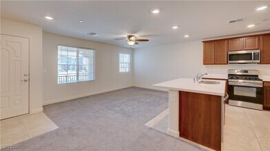 787 Pickled Pepper Pl in Henderson, NV - Building Photo - Building Photo
