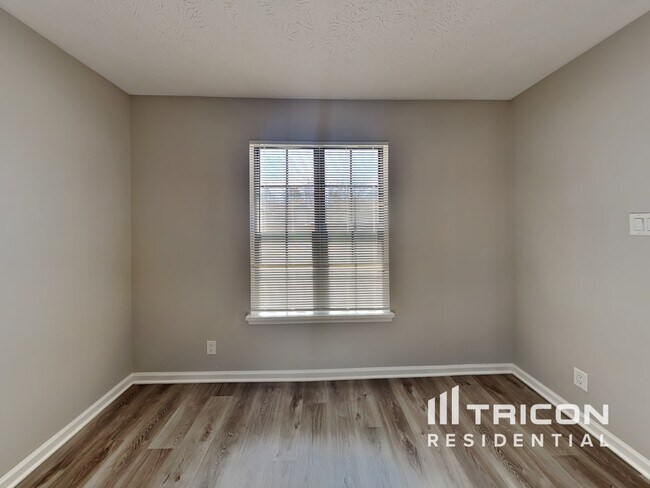 7760 Oakshot Ln in Indianapolis, IN - Building Photo - Building Photo
