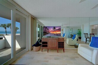 17900 Gulf Blvd, Unit 1B in Redington Shores, FL - Building Photo - Building Photo