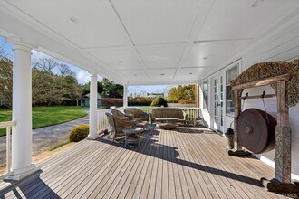 41 Seafield Ln in Westhampton Beach, NY - Building Photo - Building Photo