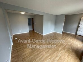 28 Medhurst Crescent in Sherwood Park, AB - Building Photo - Building Photo