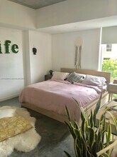 151 SE 1st St, Unit 409 in Miami, FL - Foto de edificio - Building Photo