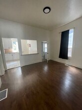 1020 Wood St in Oakland, CA - Building Photo - Building Photo